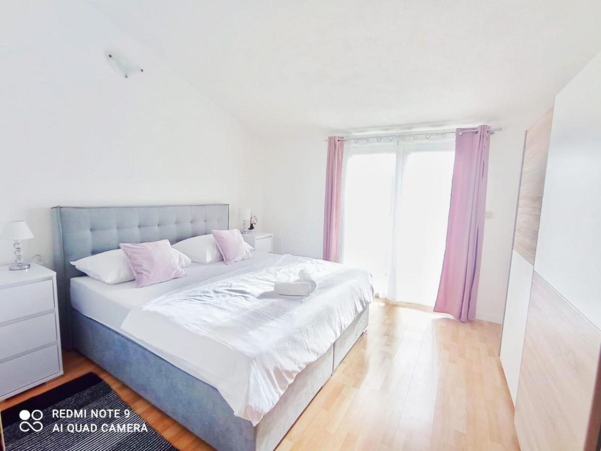 ספליט Apartman Mia With Pool1 מראה חיצוני תמונה